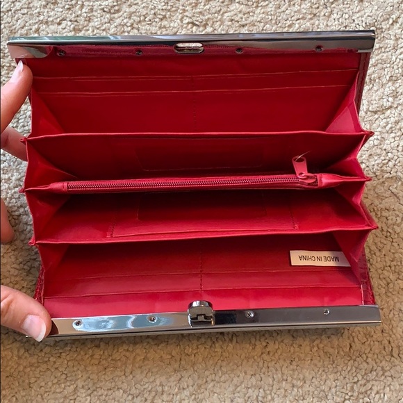 Wallet - Picture 3 of 3